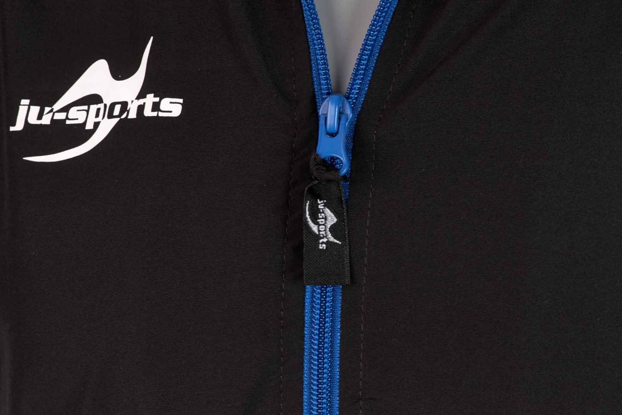 ju-sports-1126600-teamwear-jacke-c2-black_blue-5_1280x1280